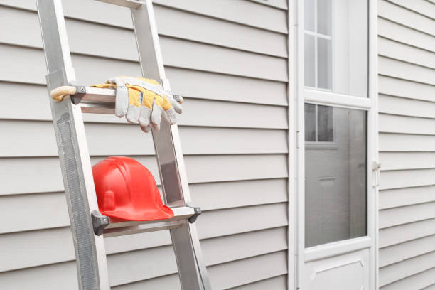 Best Property Management Cleanouts  in Centereach, NY